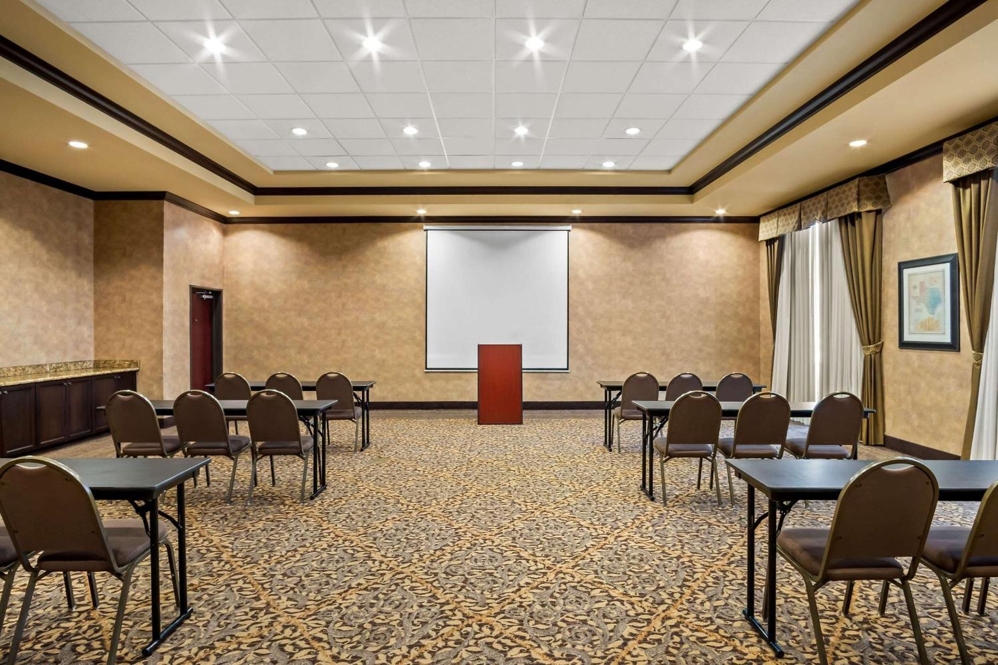 Comfort Suites Frisco Buitenkant foto